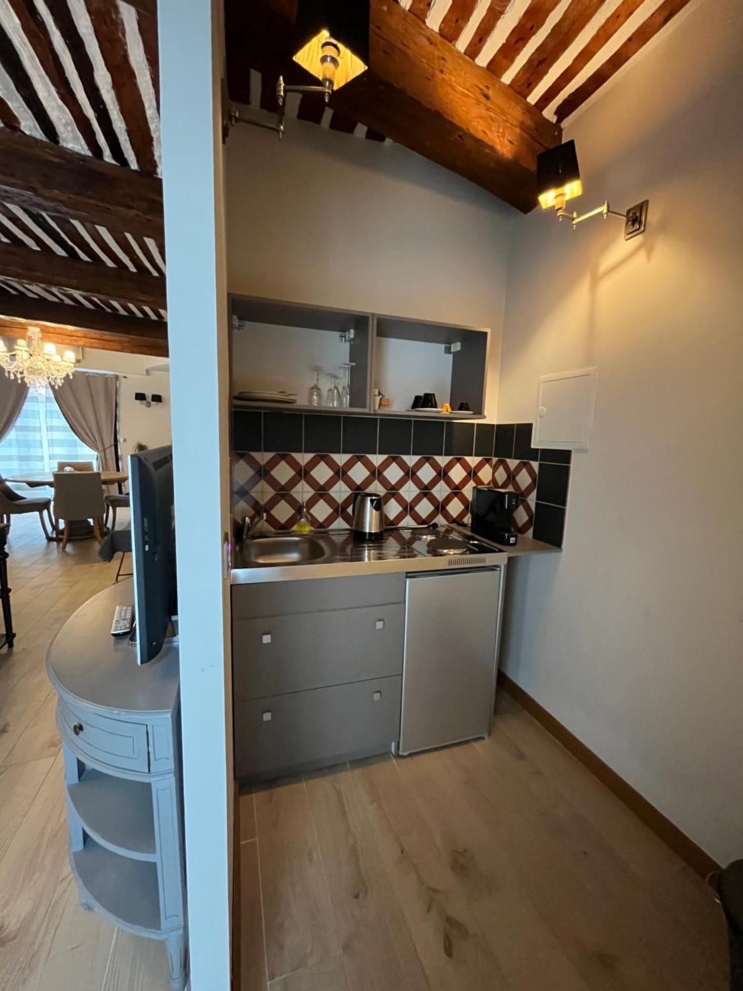Maison D'Hotes Les Varietes Сен-Реми-де-Прованс Экстерьер фото