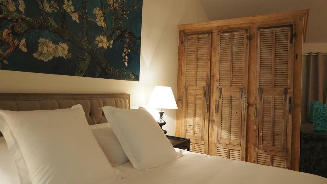 Maison D'Hotes Les Varietes Сен-Реми-де-Прованс Экстерьер фото